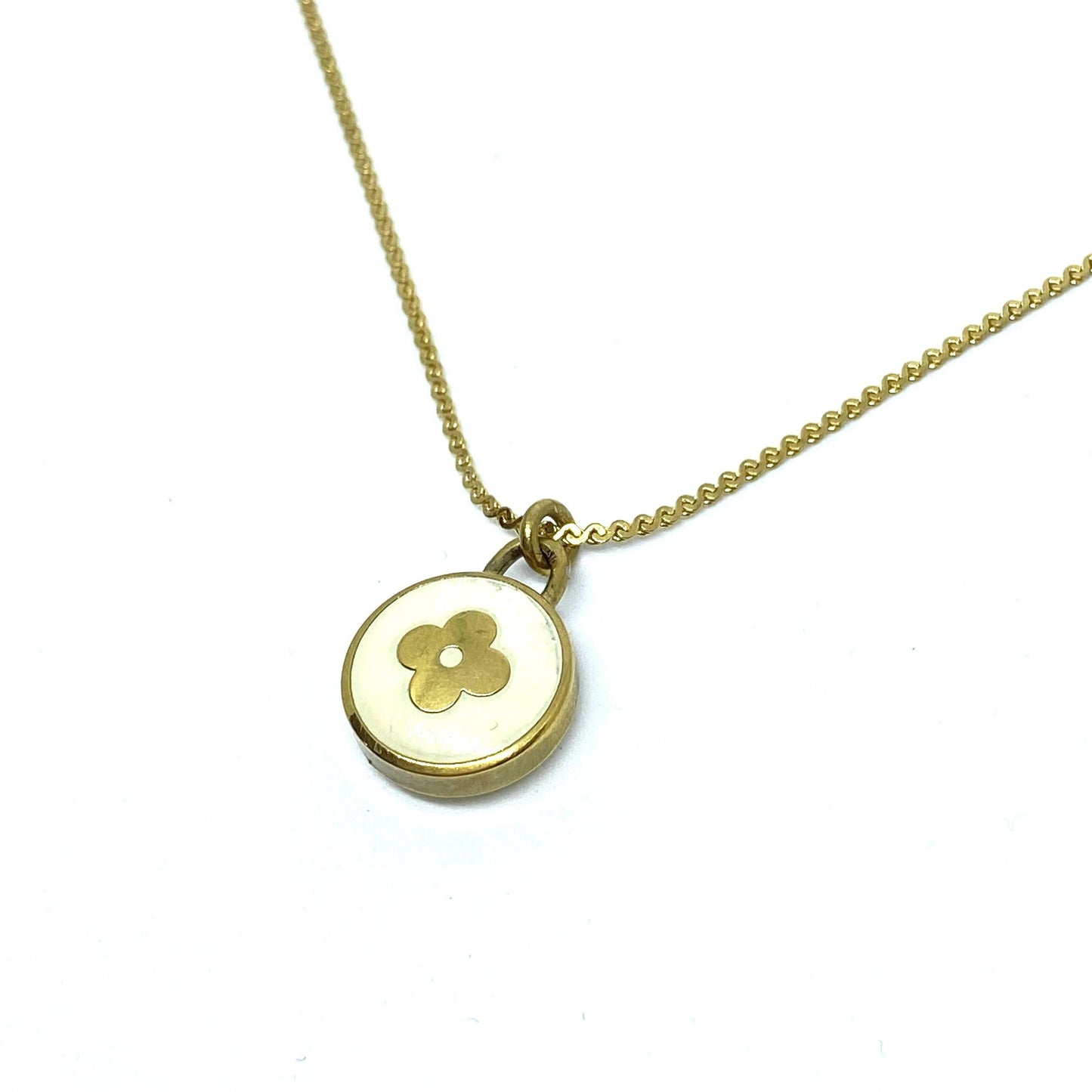 Authentic Louis Vuitton Pendant Flower Pastilles