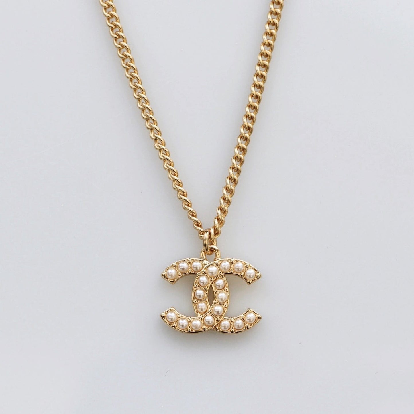 CC Pearl Pendant Necklace