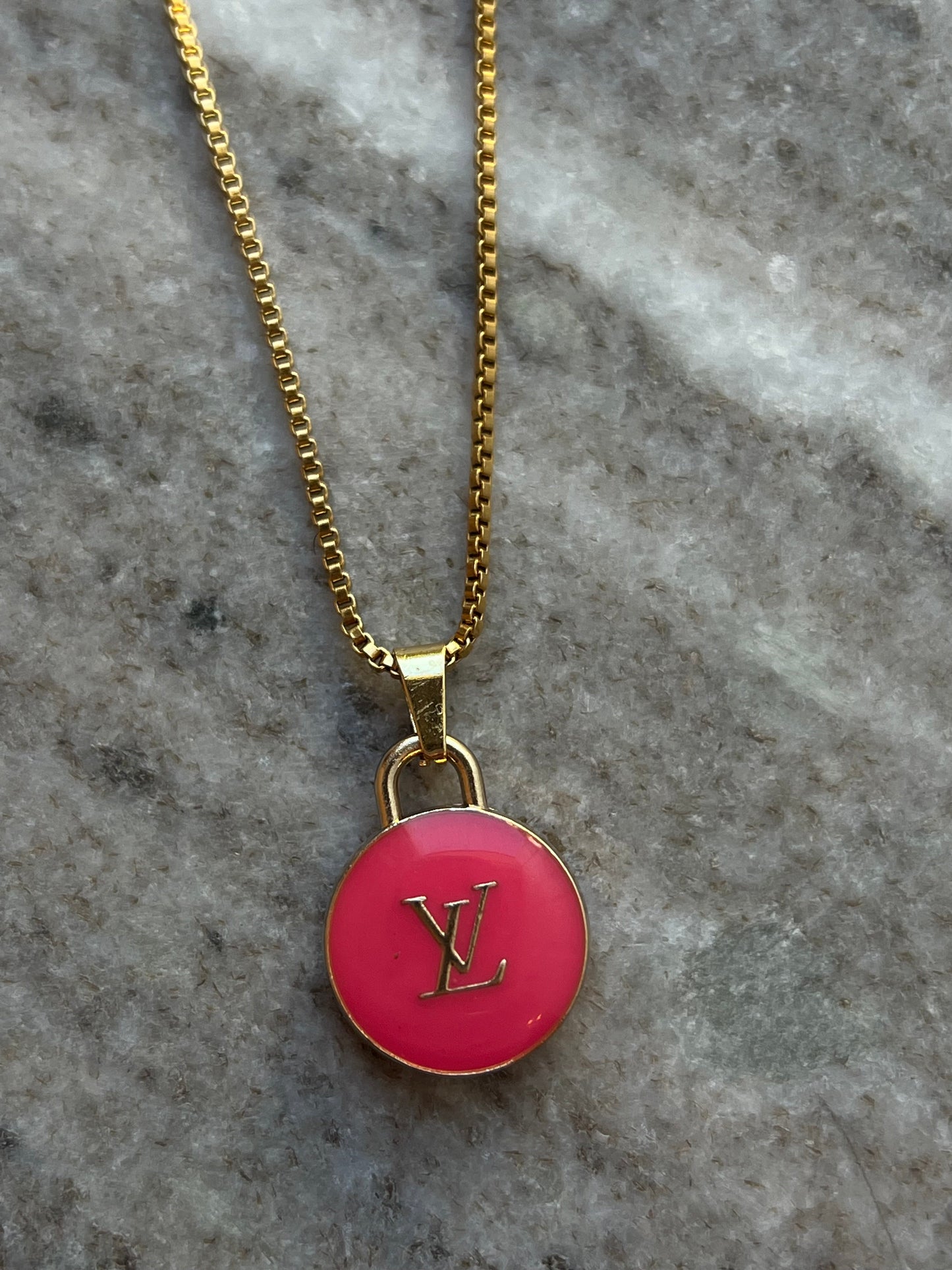Daphne Pendant