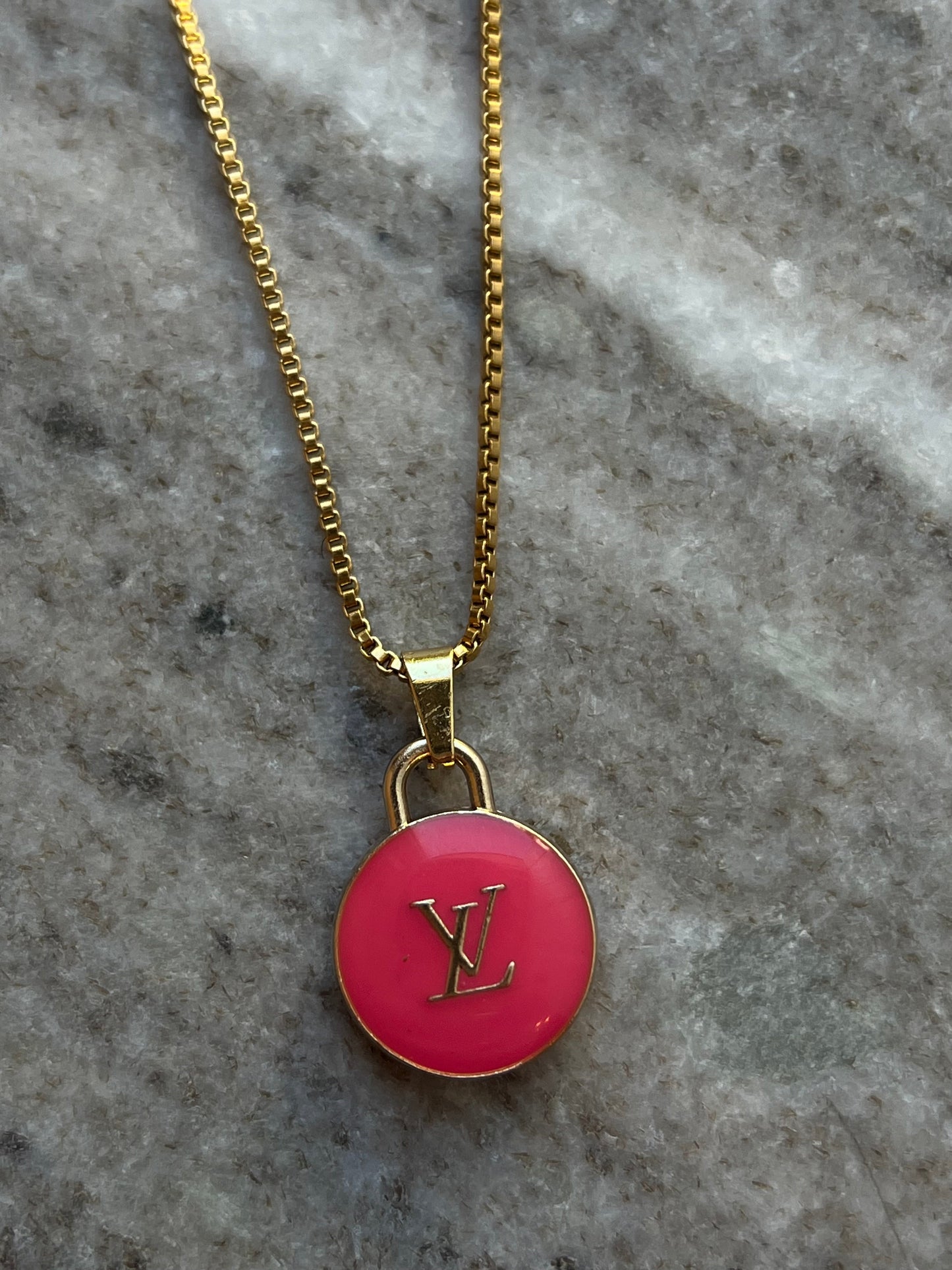 Daphne Pendant