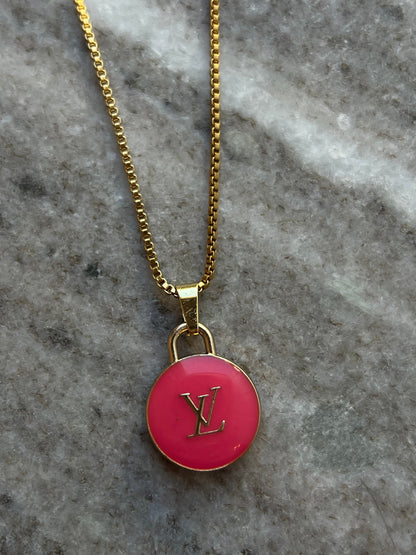 Daphne Pendant