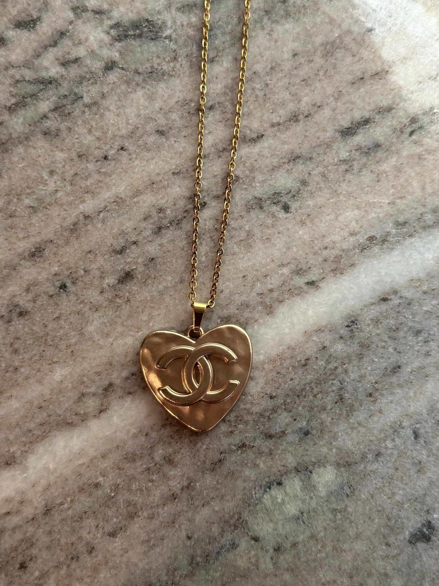 Avery Pendant