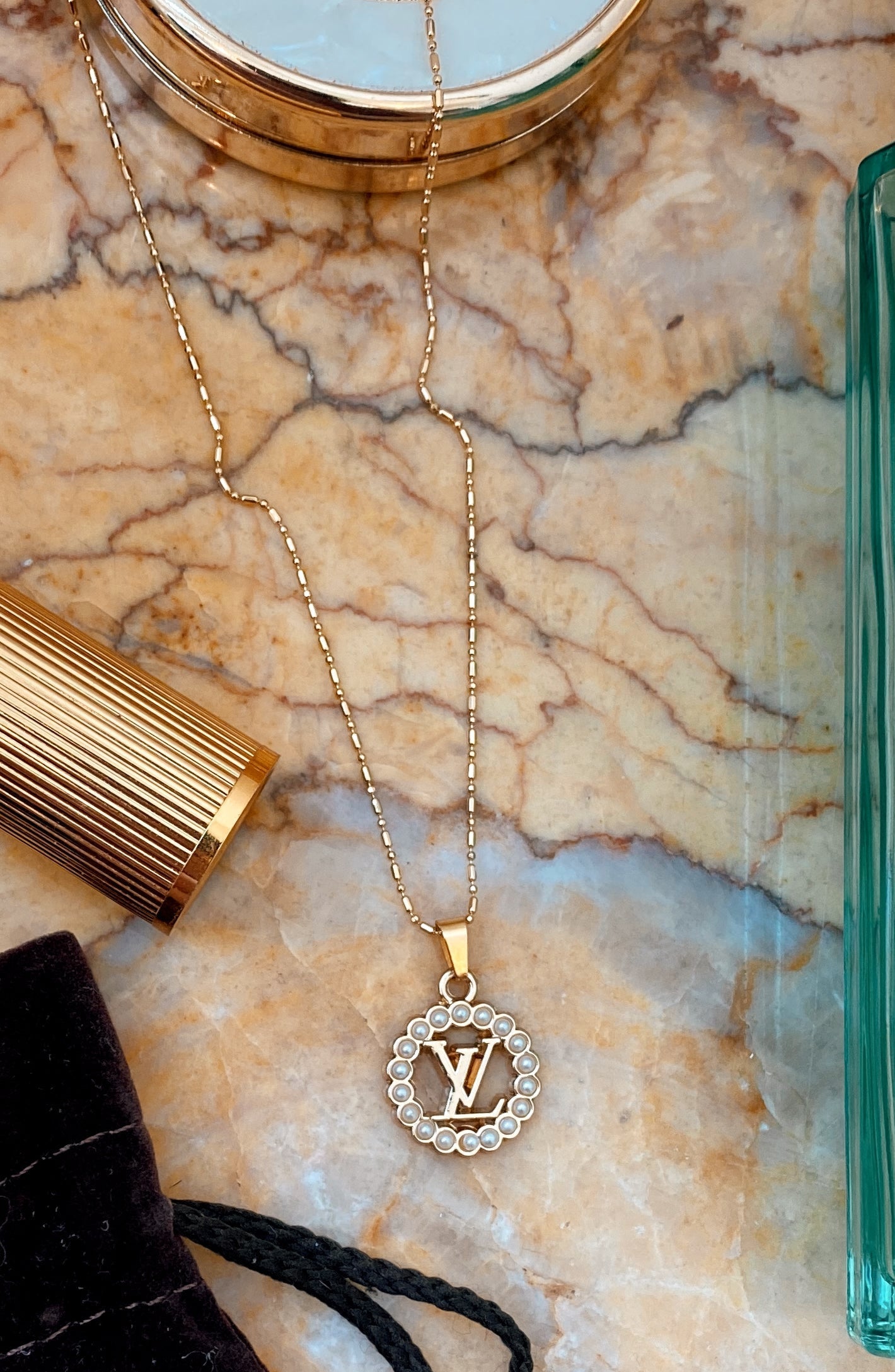 Scarlett Pendant