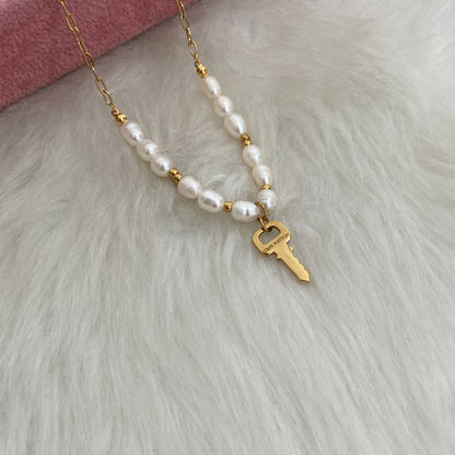 Authentic Louis Vuitton Key Nude Pendant Pears Necklace
