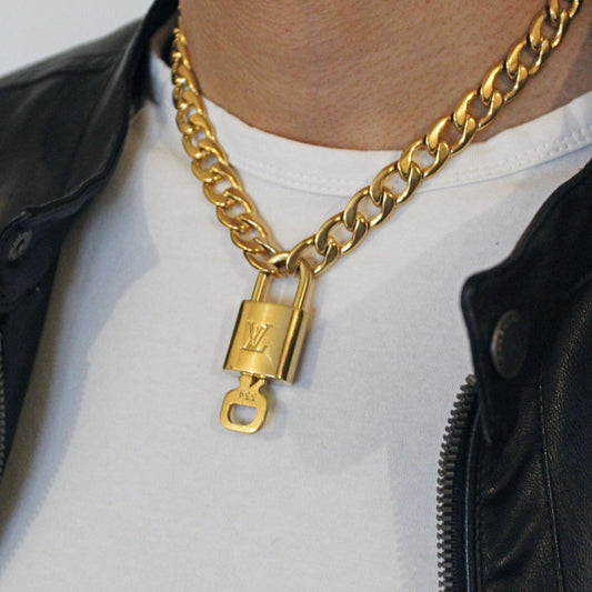 Louis Vuitton Padlock with Chunky Chain Necklace For Him