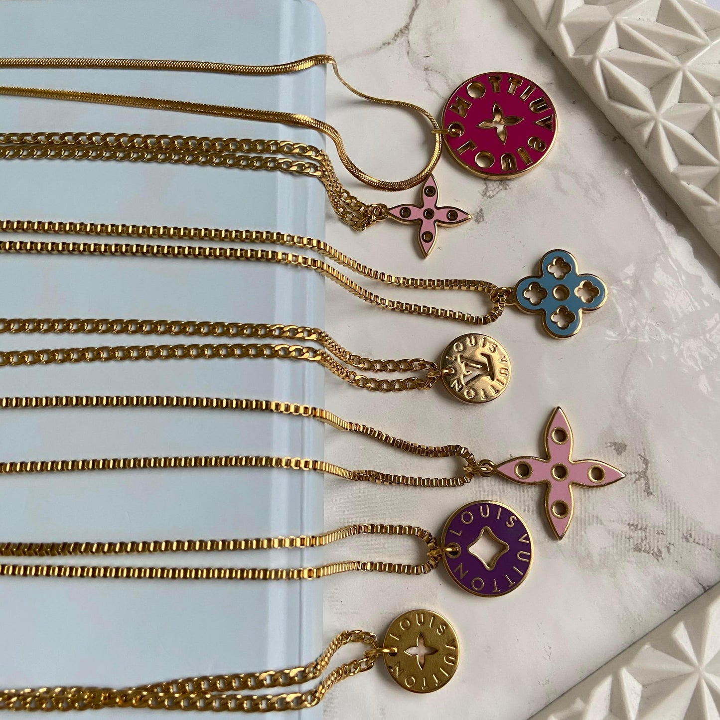 Authentic Looping Charm Green & Fuscia - Reworked Necklace