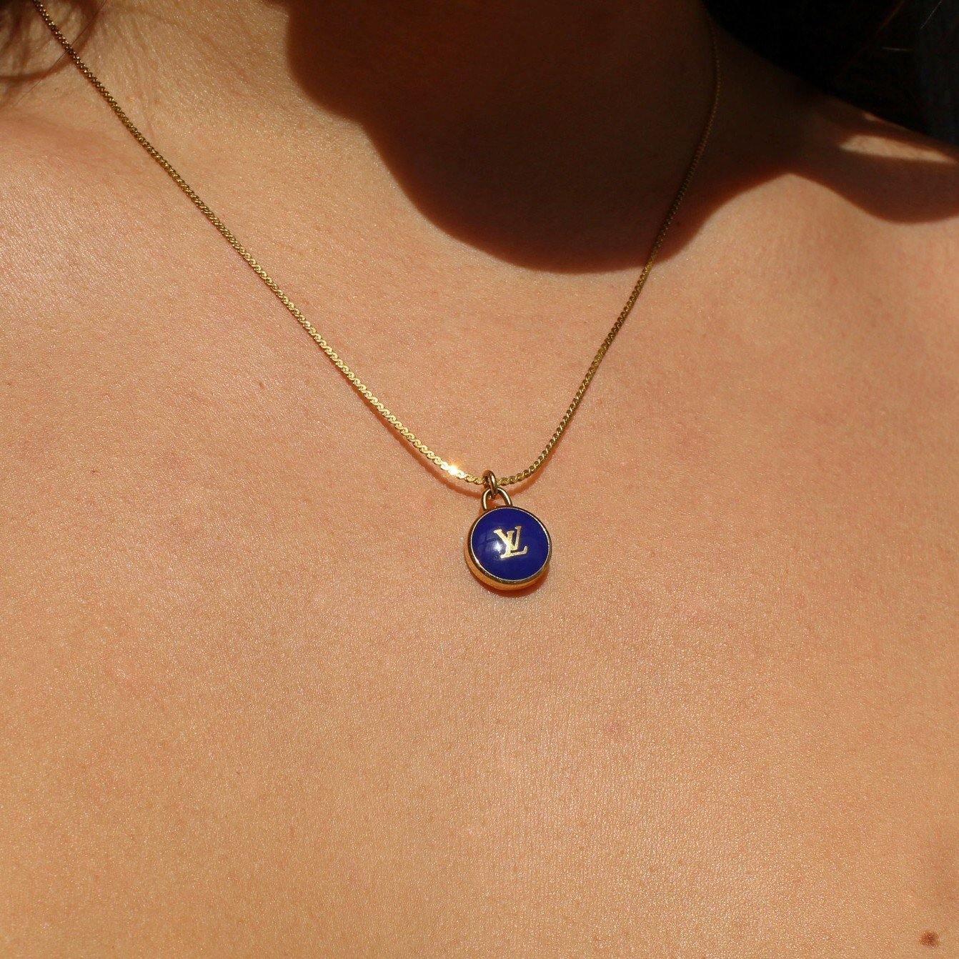 Authentic Louis Vuitton Pendant Logo Blue dark Pastilles