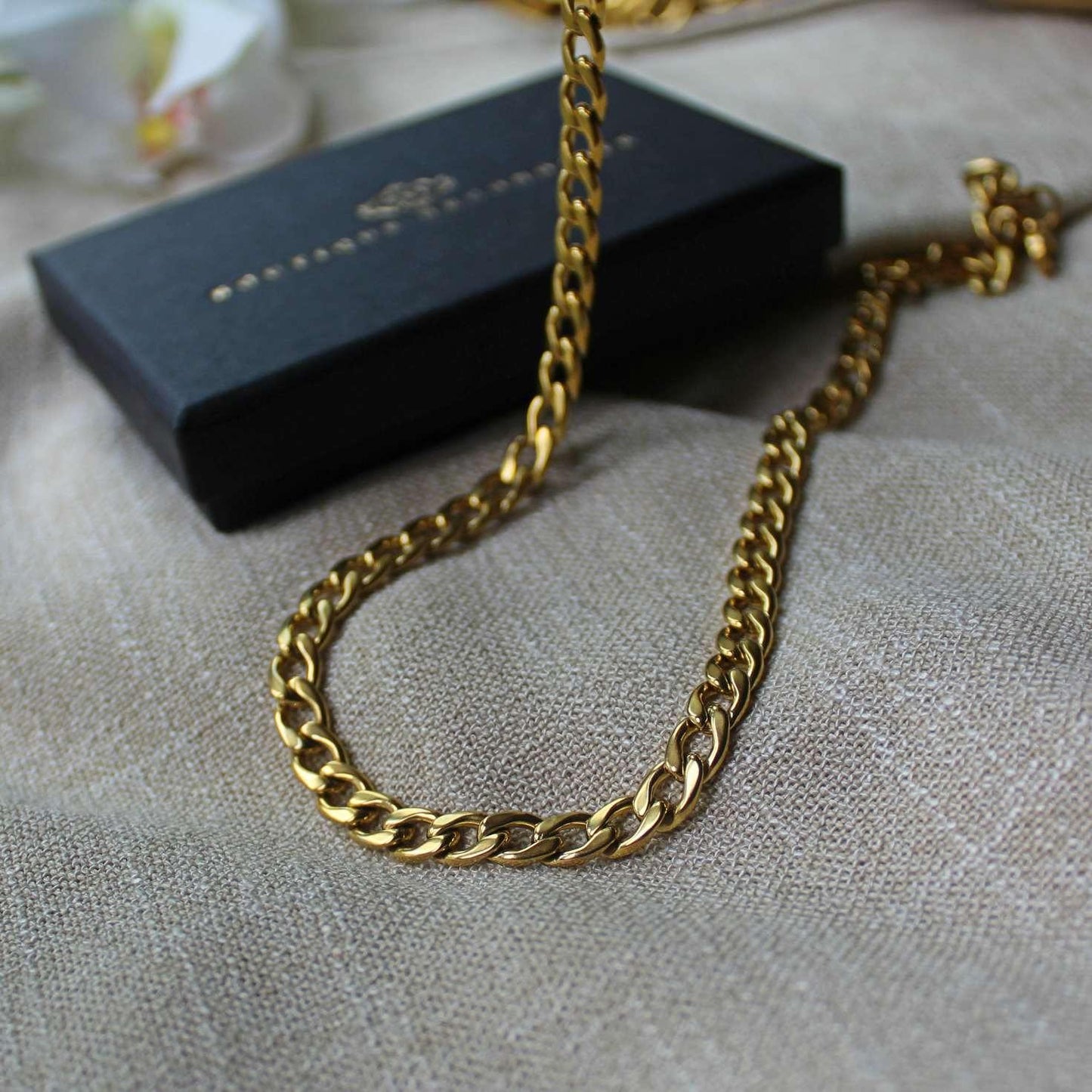 Nothing Hill Cuban Chain Necklace