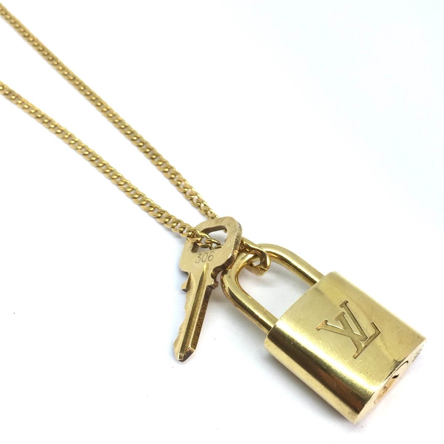 Louis Vuitton Necklace Padlock with single chain