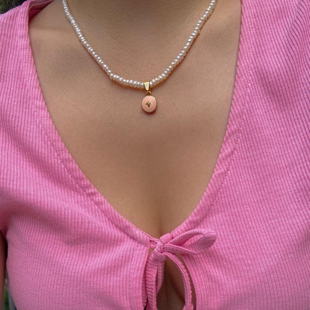 Authentic Louis Vuitton Pendant Pastilles- Pearls Necklace