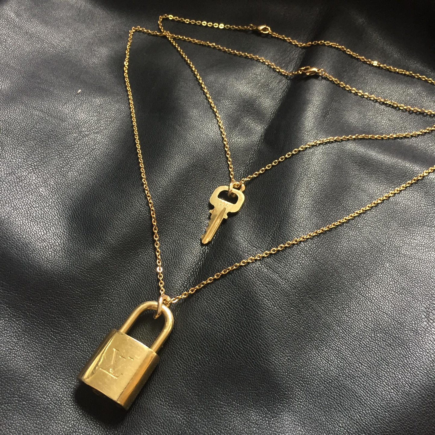 Louis Vuitton Padlock Necklace with Double Layer Chain For Him