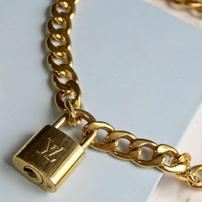 Padlock with Chunky Chain Necklace NO KEY