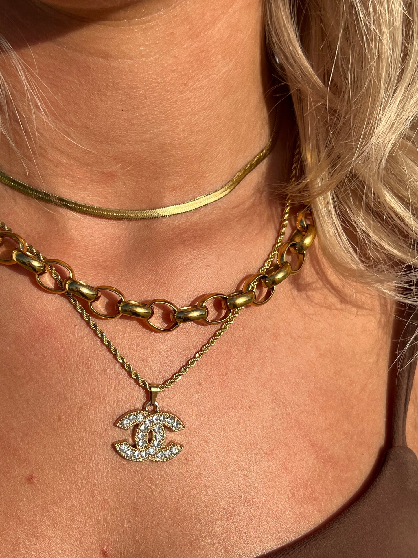 Doris Pendant