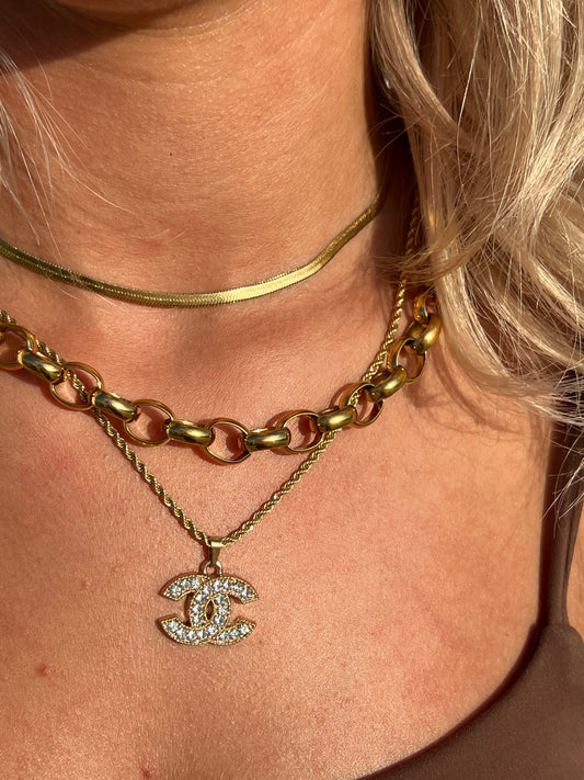 Doris Pendant