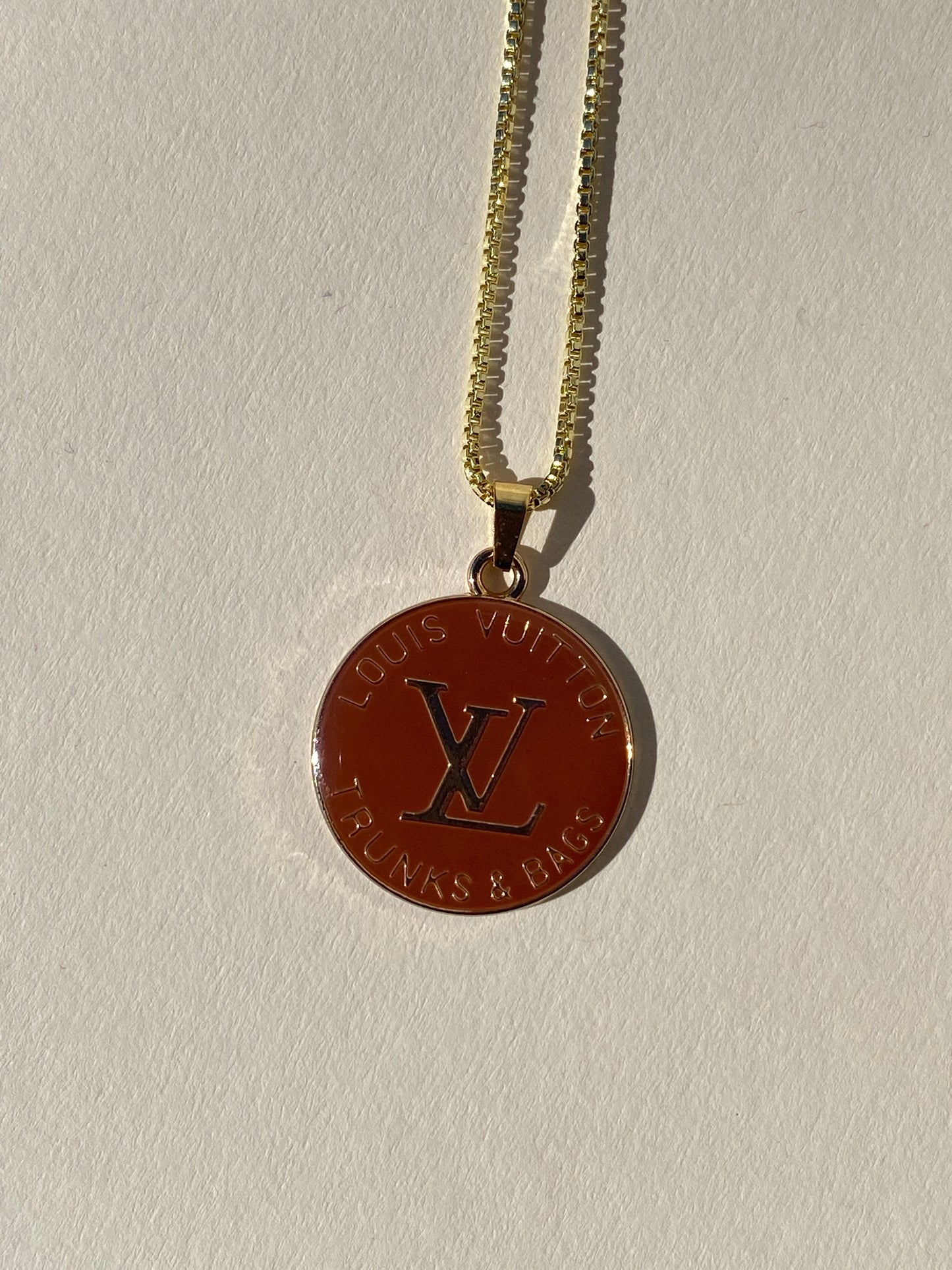 Trunk Pendant