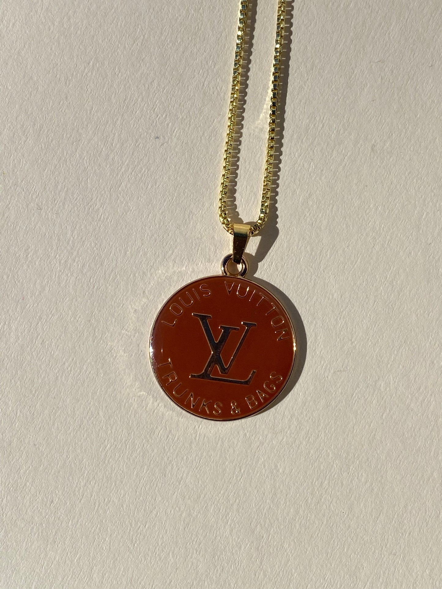 Trunk Pendant