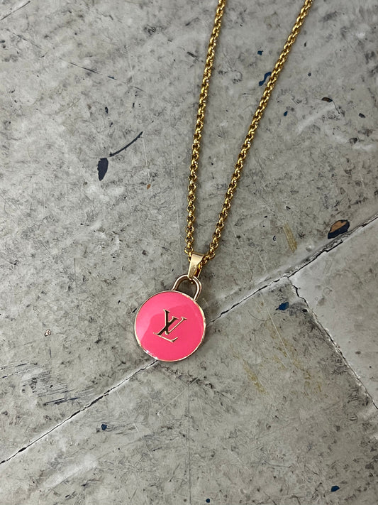 Daphne Pendant