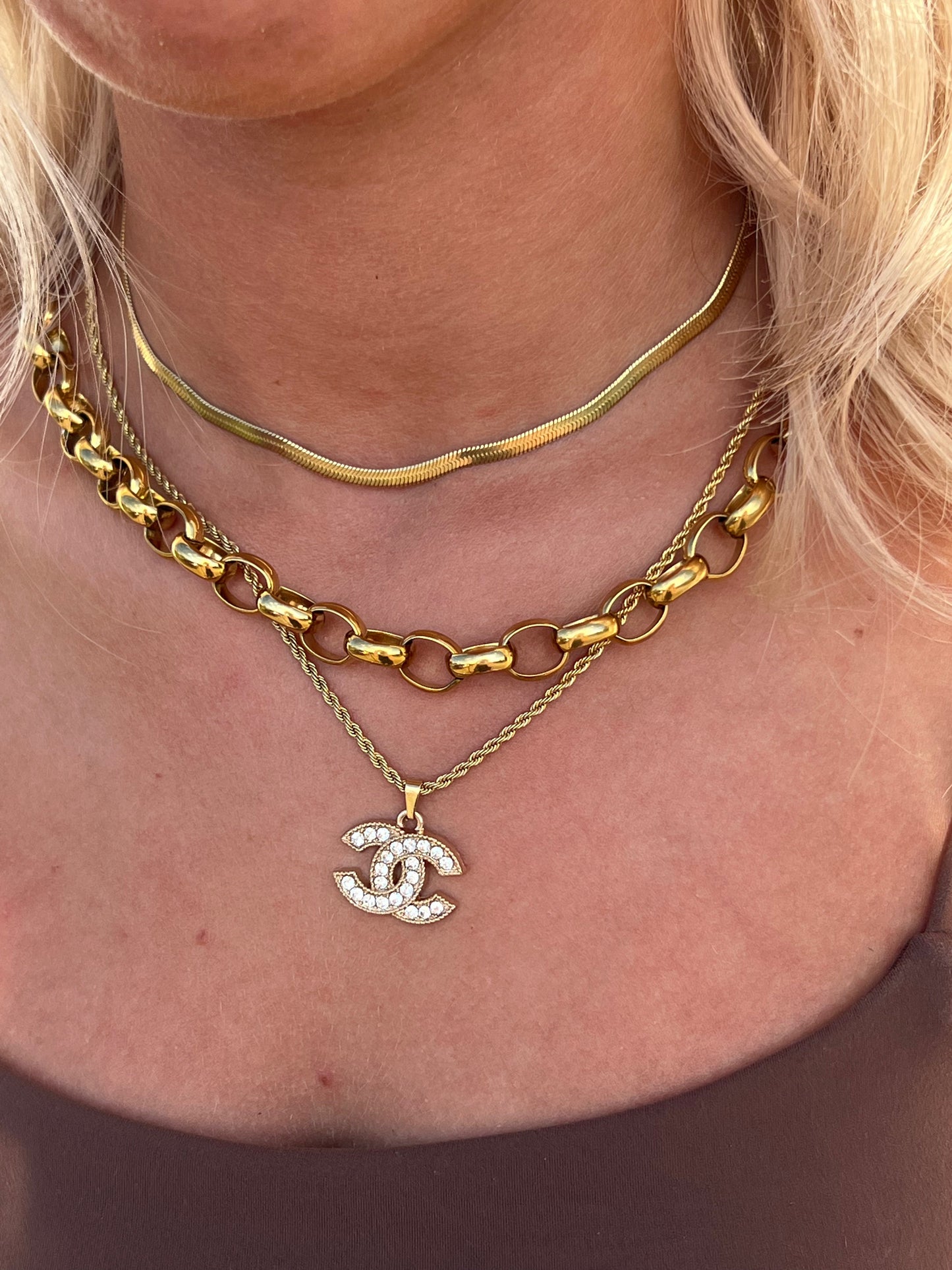 Doris Pendant
