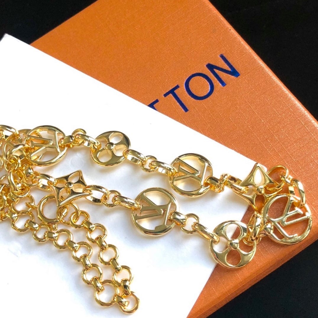 Fleur de Louis Necklace