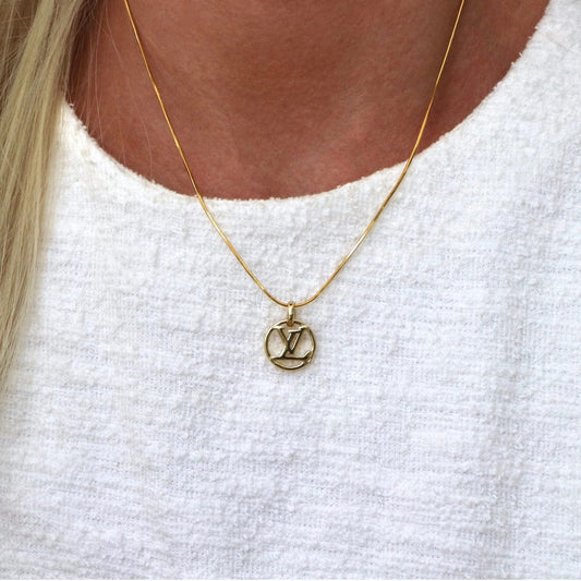 Fleur de Louis Necklace