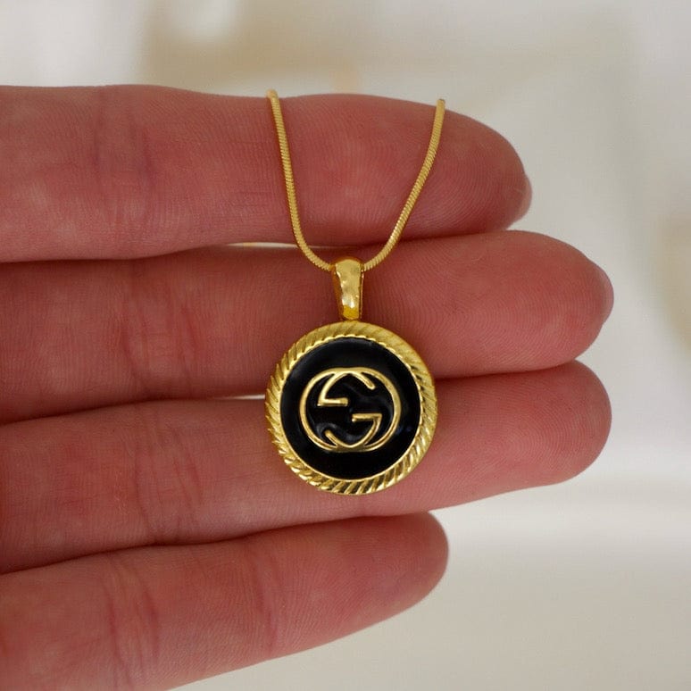 GG Noir Button Necklace