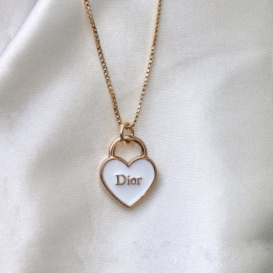 J’adore Amour Necklace
