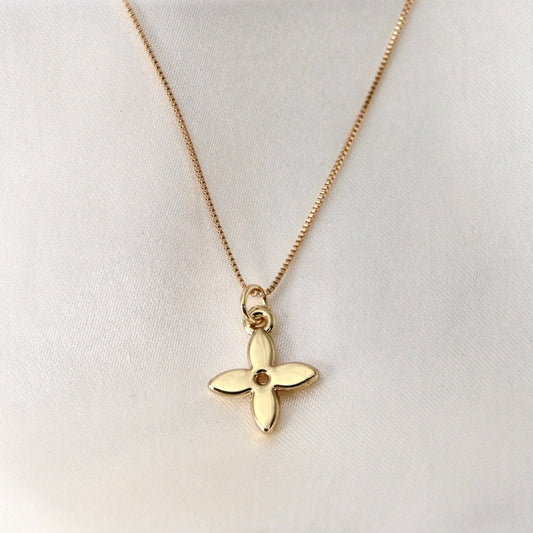 Louis Fleur Charm Necklace